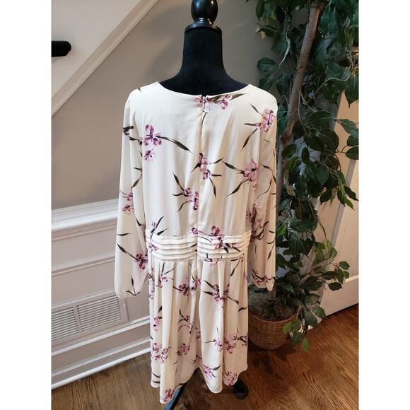 FTF Dress Women Size 2X White Pink Floral Long Sleeve V Neck Polyester Elegant - Picture 8 of 12